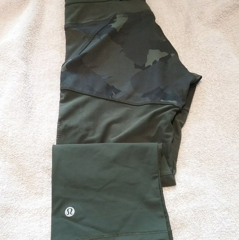 Capri yoga pants